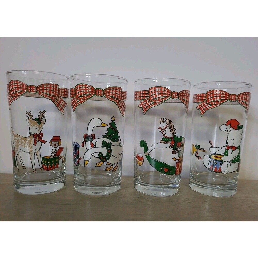 Anchor Hocking Holiday Memories Christmas Tall Tumblers 12.5 oz Four Designs